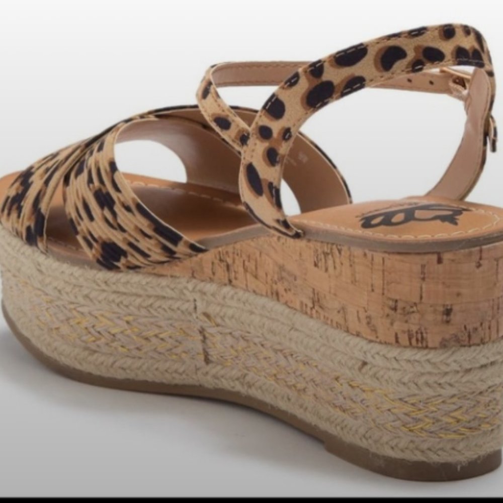 Fergie Pardy Ankle Strap Sandal - Leopard - NIB - Picture 3 of 11